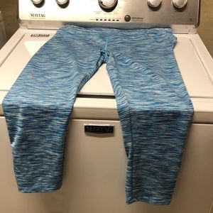 Boho athletics capri leggings size medium.